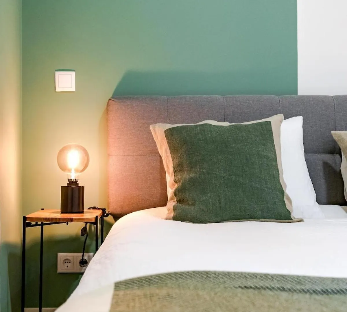 Bica Central Cozy Apartment Lisbon Portugal